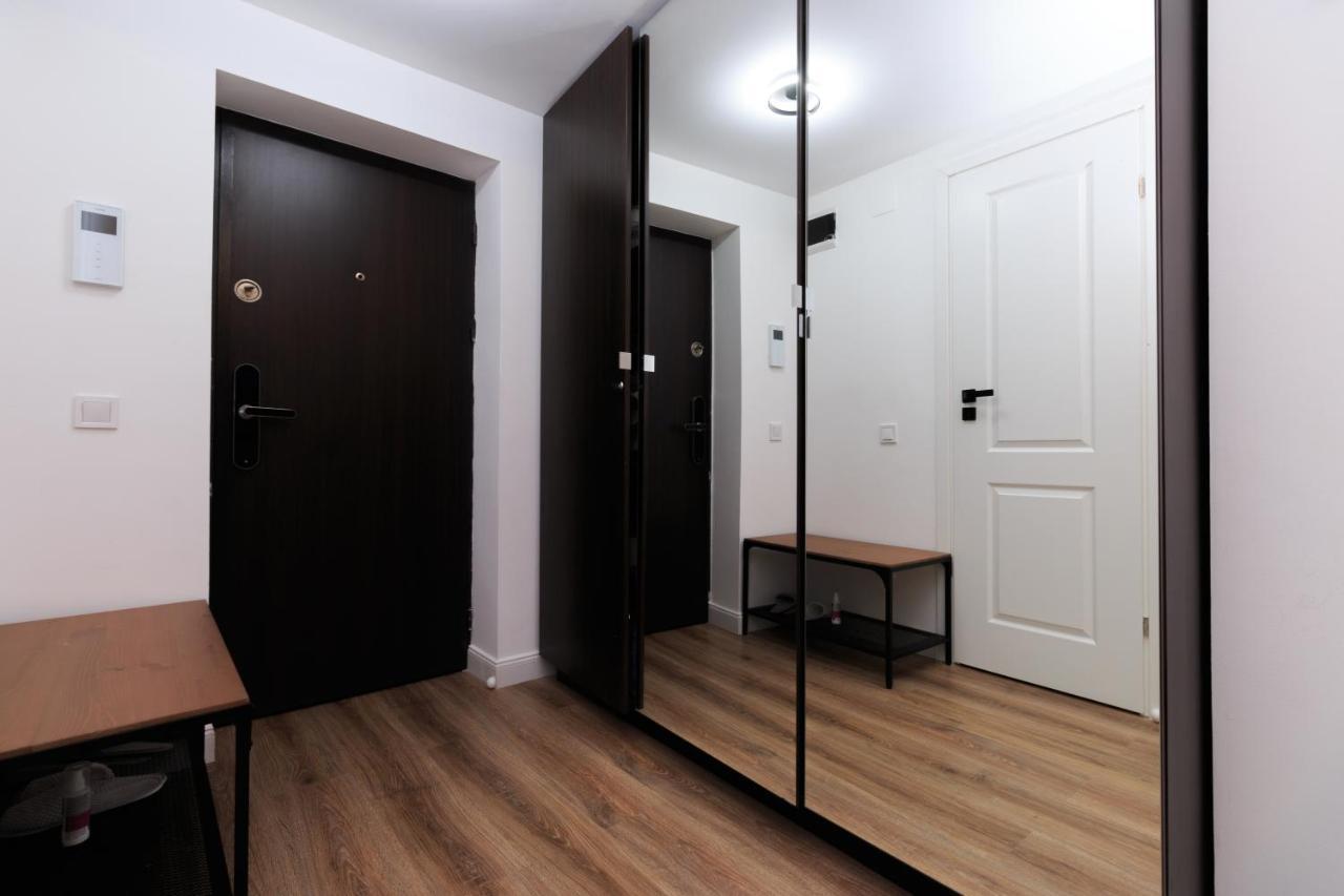 Apartament View Penthouse - Terrace - 2 Bathrooms - Free Parking *