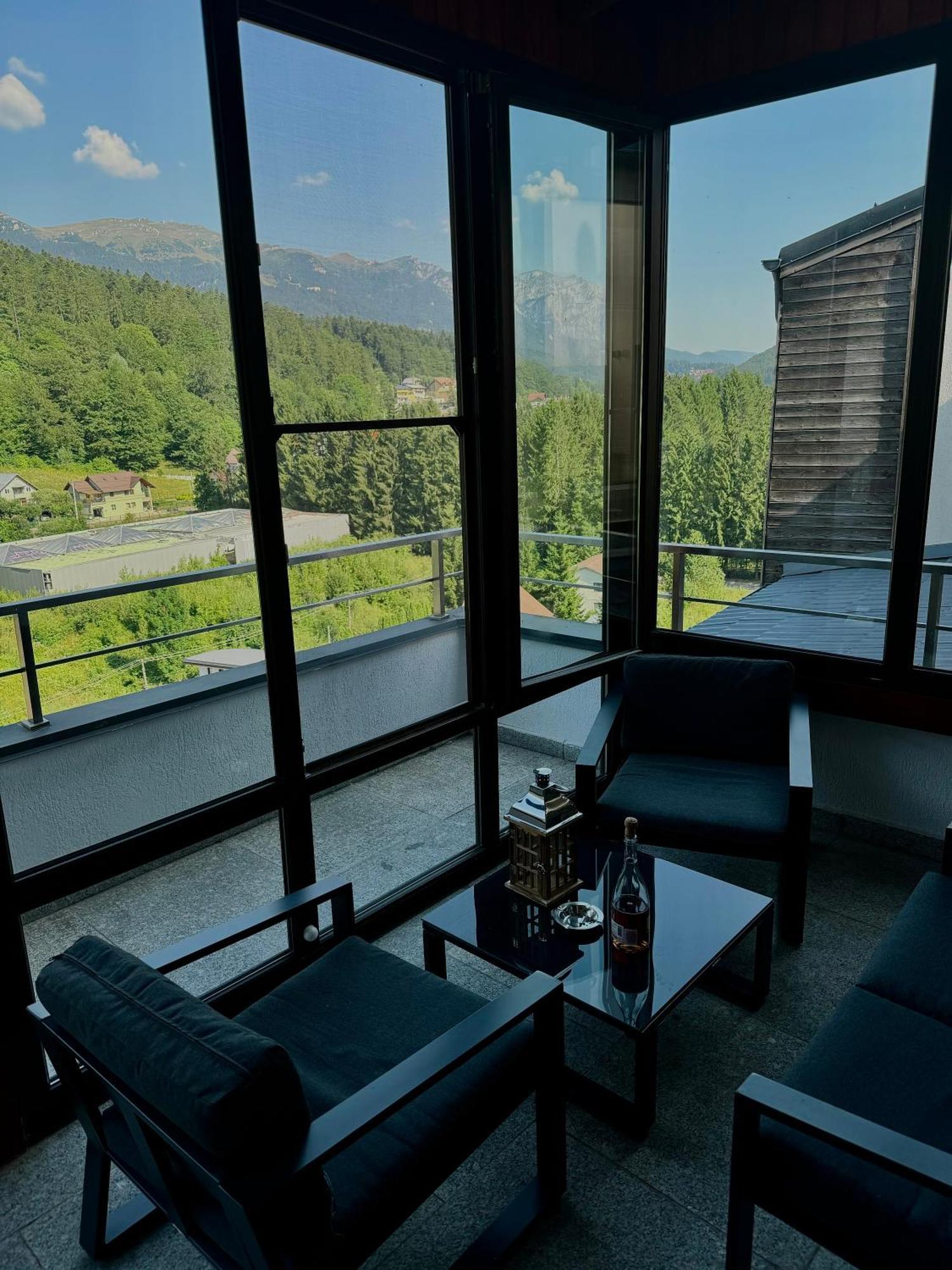 View Penthouse - Terrace - 2 Bathrooms - Free Parking Apartament *